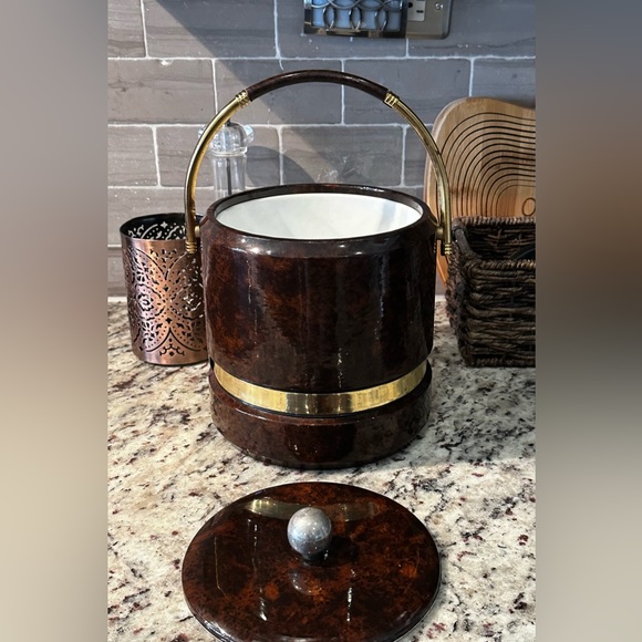 Vintage Brown & Gold Ice Bucket 8.25” x 8.25” x 9.25” - Picture 4 of 16